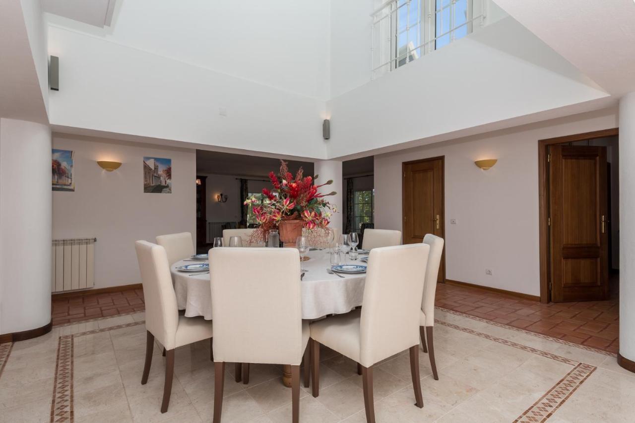 Peaceful 4Br Villa On Gramacho Golf Resort W/ Private Pool Lagoa  Exterior foto